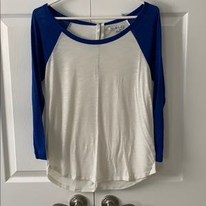 baseball long sleeve tee with raglan sleeve